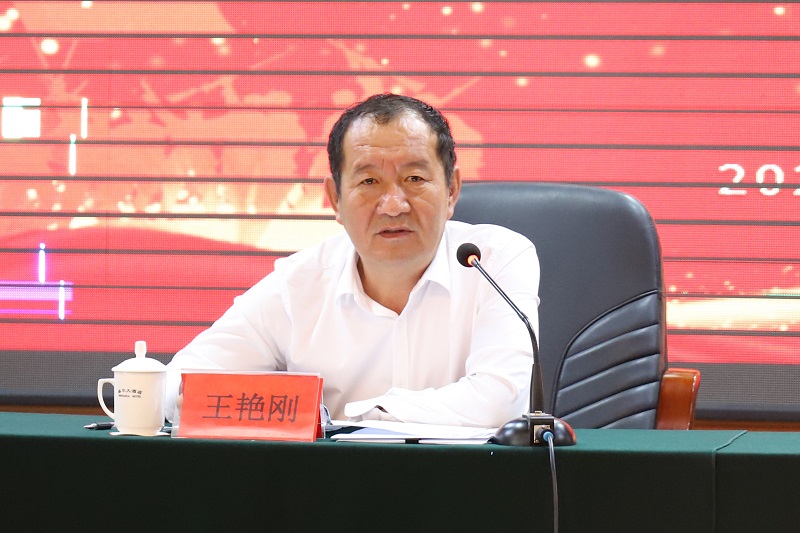 4-220F41AK2b7 EMC易倍(中国区)官方网站